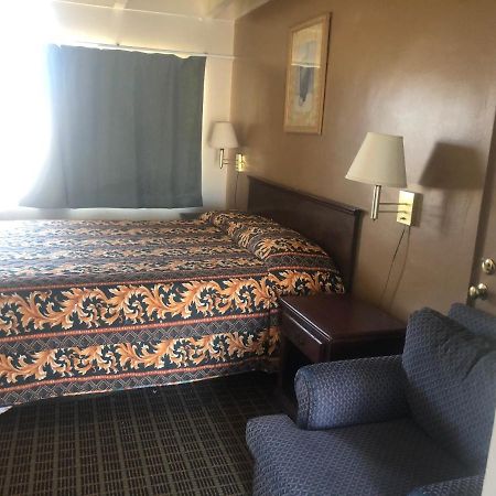 Palm Shadow Inn Motel Indio Ngoại thất bức ảnh