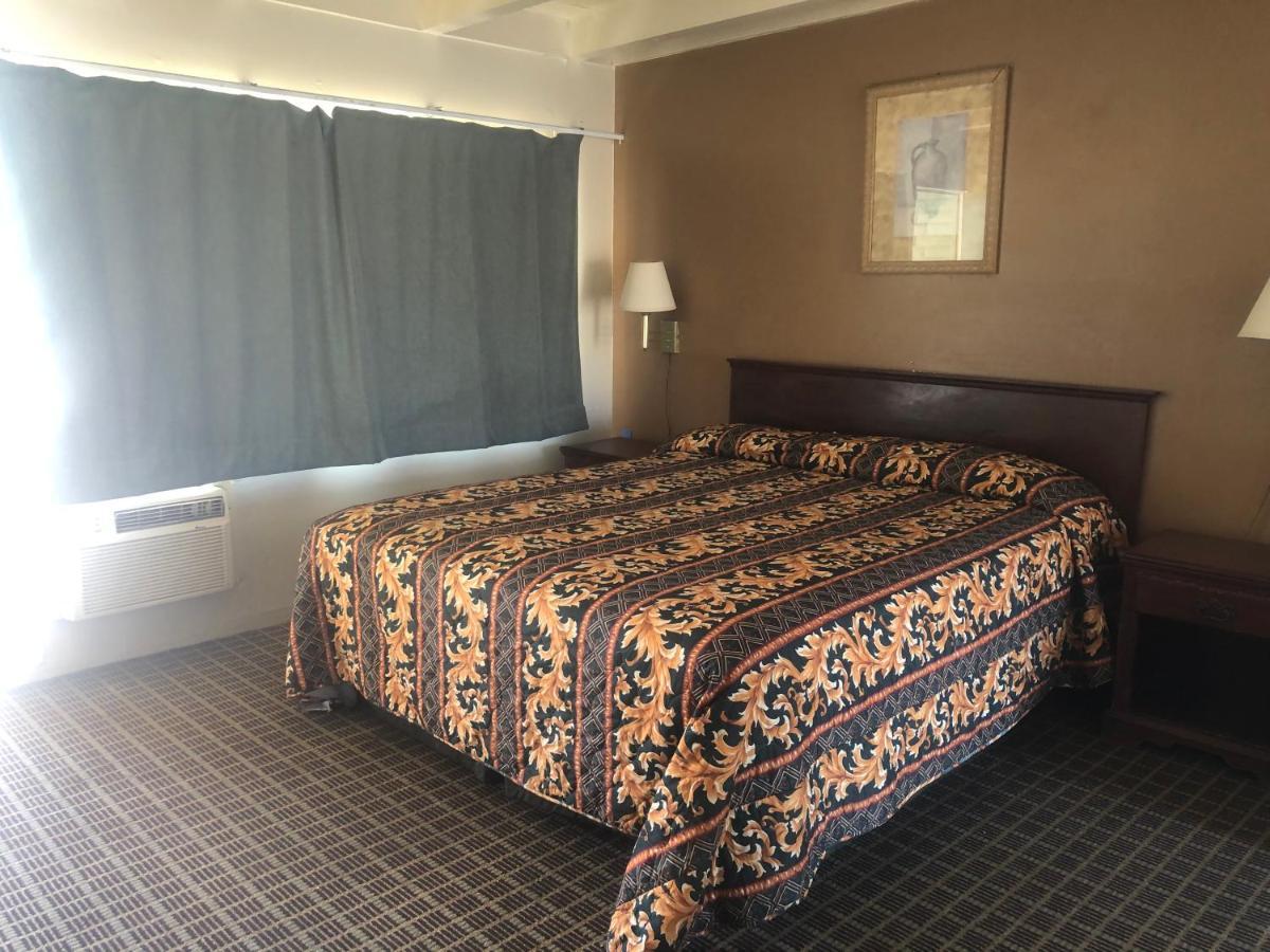 Palm Shadow Inn Motel Indio Ngoại thất bức ảnh